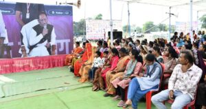 अंतर्राष्ट्रीय महिला दिवस पर ग्राम छतौना में वृहद महतारी वंदन सम्मेलन आयोजित