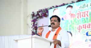 उप मुख्यमंत्री श्री विजय शर्मा ने किसानों को वितरित किए शेयर प्रमाण पत्र