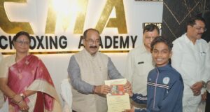 राष्ट्रीय किकबॉक्सिंग प्रतियोगिता में पदक विजेता खिलाड़ियों का सम्मान