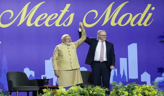 modi_large_2002_19 (1)