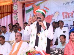 उप मुख्यमंत्री श्री अरुण साव ने स्वतंत्रता सेनानियों को किया नमन, तिरंगा यात्रा में विकसित और आत्मनिर्भर भारत बनाने का संकल्प