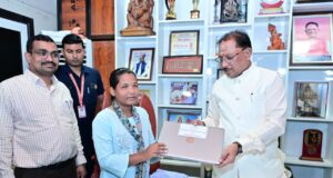 दृष्टिबाधा नहीं बनी बाधा, जयमंती के सपनों को मिली डिजिटल उड़ान