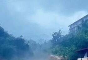 Nepal में बाढ़ और भूस्खलन पीड़ितों की मदद के लिए Sikkim से रवाना हुआ 35 सदस्यीय विशेष दल
