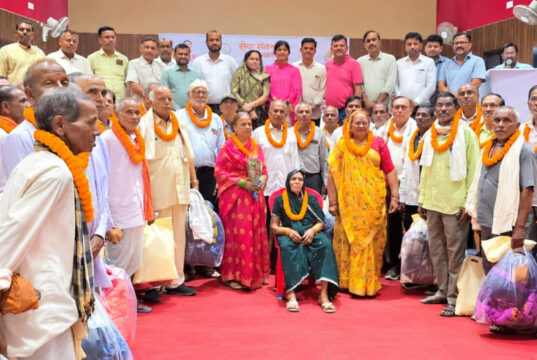 अंतर्राष्ट्रीय वृद्धजन दिवस पर वरिष्ठजनों का आत्मीय सम्मान