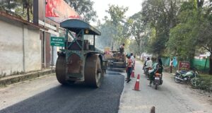 उप मुख्यमंत्री श्री अरुण साव के निर्देश पर एक्शन में पीडब्ल्यूडी, सड़कों की मरम्मत युद्धस्तर पर शुरू